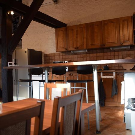 Da Ve - Da Toi Apartman Prága Kültér fotó
