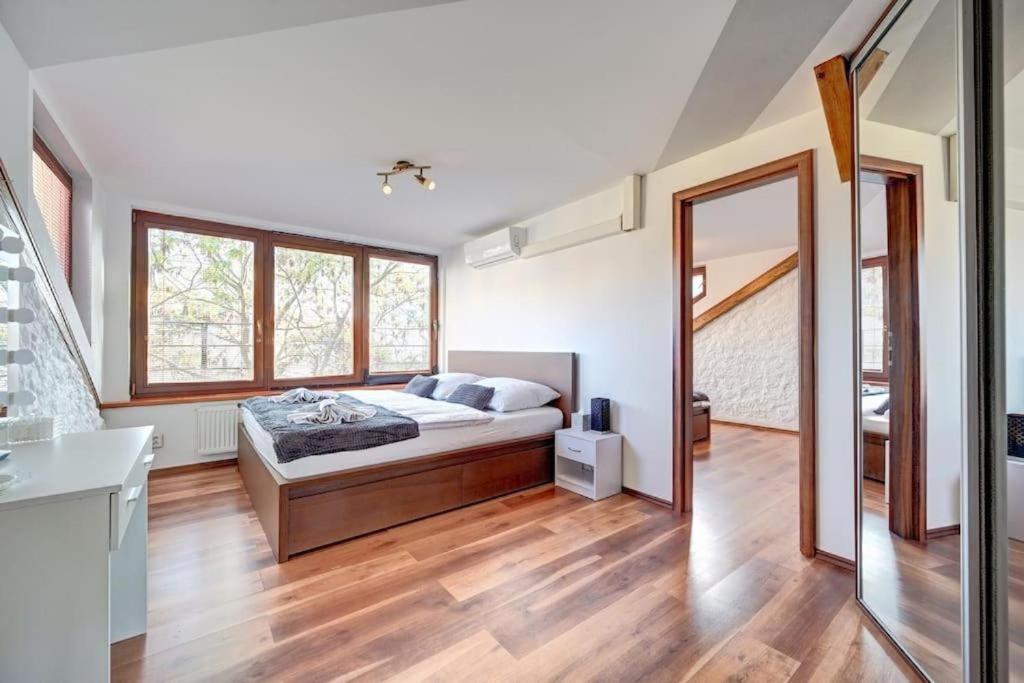 Da Ve - Da Toi Apartman Prága Kültér fotó